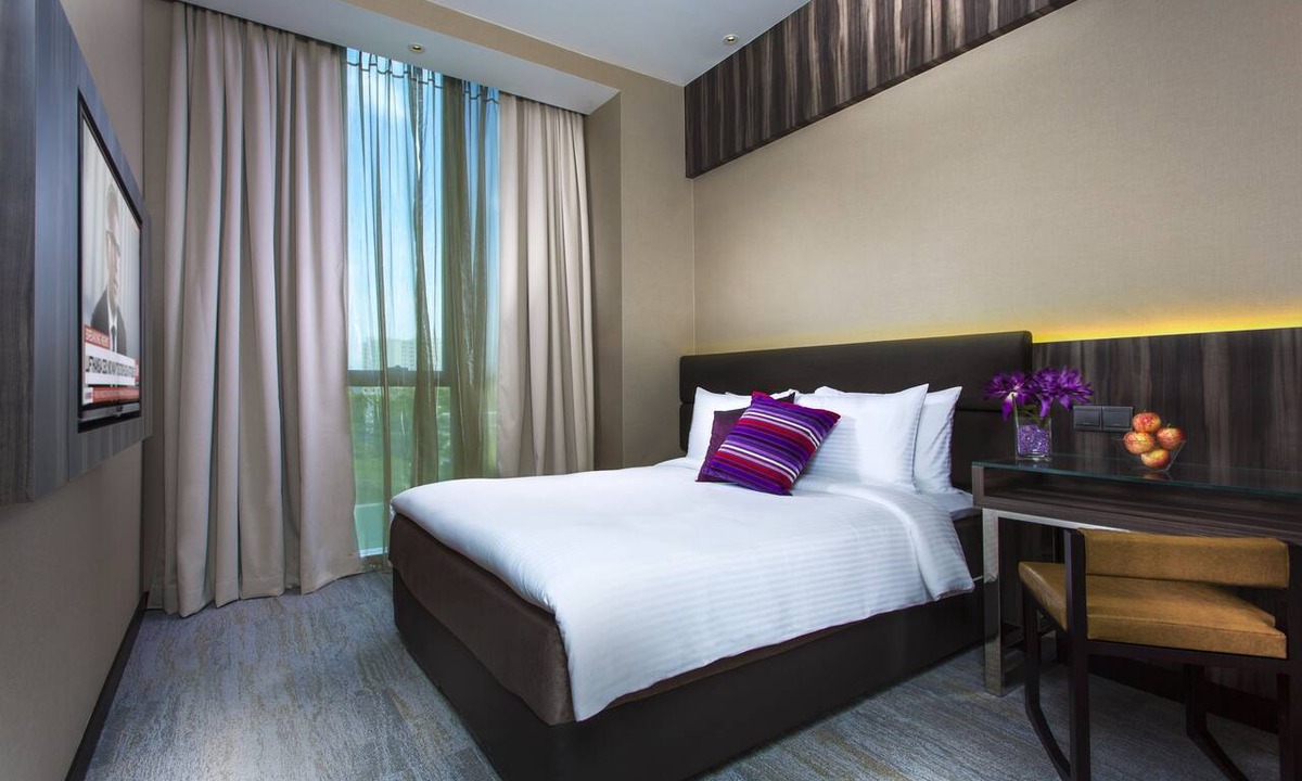 Geylang Hotel | Aqueen Hotel Paya Lebar