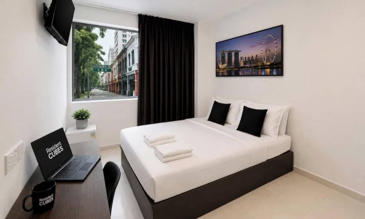 Jalan Besar Hotel | Double Standard Room @Covenient Farrer Hotel SG 2