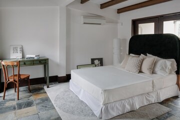 Emerald Hill House | Halia Suite in the Heart of Orchard Road!