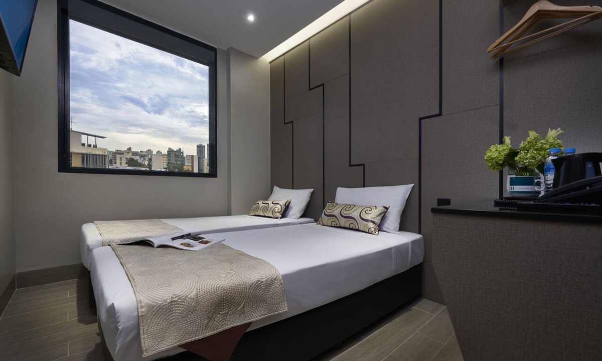 Red Light District Hotel | Hotel 81 Gold
