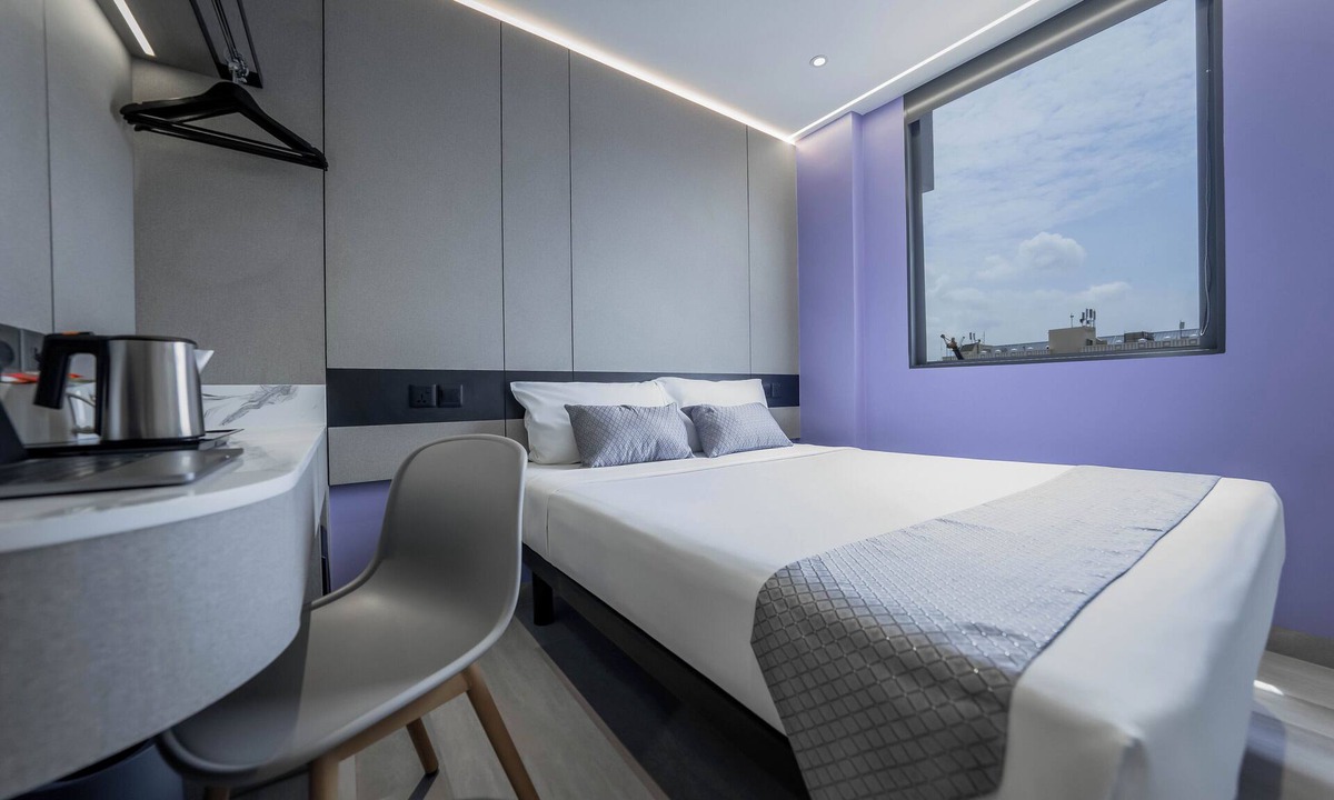 Red Light District Hotel | Hotel 81 Palace
