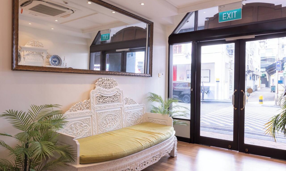 Outram Hotel | iNN at Temple St by Q Loft Newly Renovated
