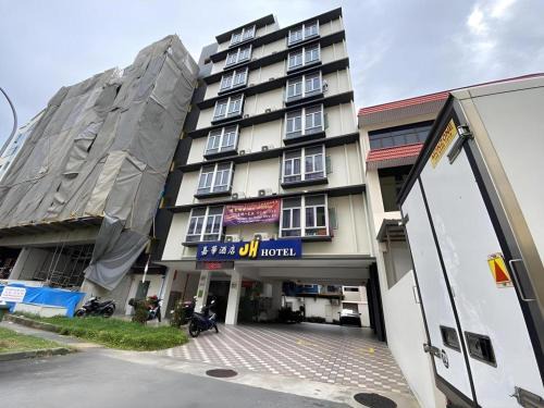 Red Light District Hotel | JH Hotel