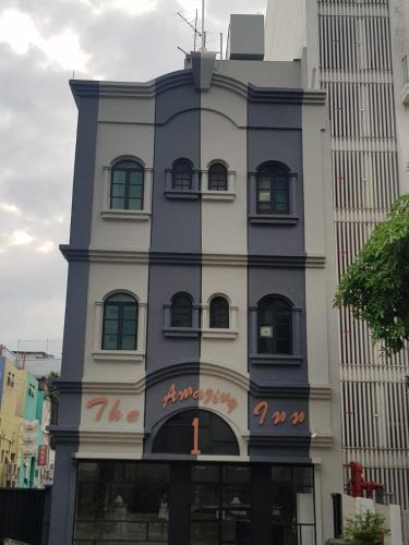 Red Light District Hotel | The Amazing Inn