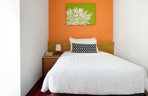 Orchard Apartment | 2 Bedroom Apt Orchard/ Stevens Area #57