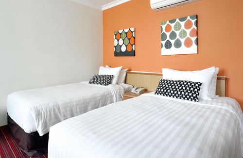 Orchard Apartment | 3 Bedroom Apt Orchard/ Stevens Area #42