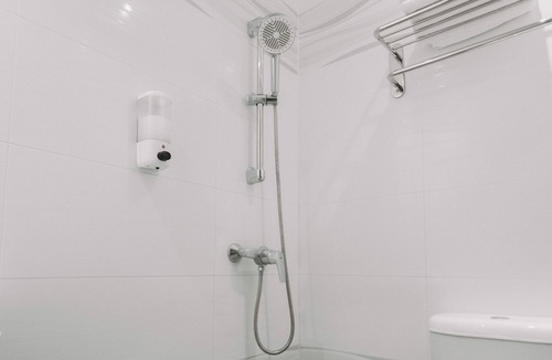 Geylang Hotel | Amrise Hotel Geylang, 11Hrs Stay from 10PM to 9AM