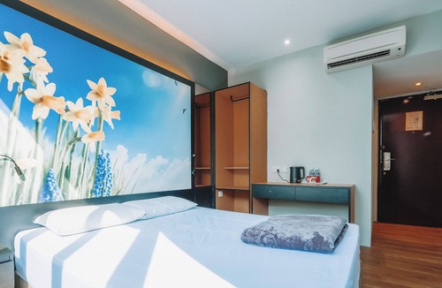 Geylang Hotel | Amrise Hotel Geylang, 11Hrs Stay from 10PM to 9AM