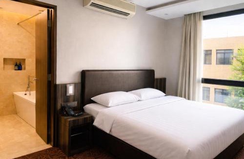 Jalan Besar Hotel | Amrise Hotel Kitchener