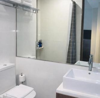 Jalan Besar Hotel | Amrise Hotel Kitchener, Check In 9PM, Check Out 8AM