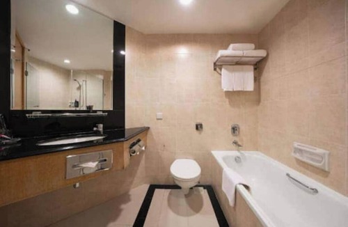 Singapore River Hotel | City Center Hotel Connecting Room in Chinatown, Singapore