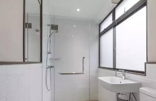 River Valley Apartment | Cozy Premium Studio Room Near Orchard Road / Somerset MRT