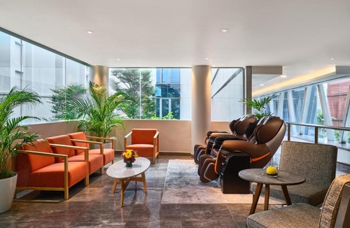 Farrer Park Hotel | Hilton Garden Inn Singapore Serangoon