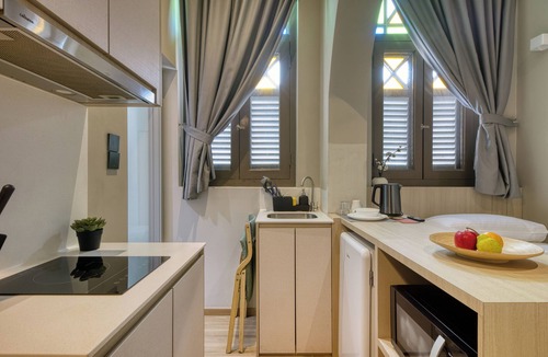 Kallang Apartment | Hmlet Essentials Kallang