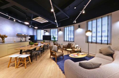 Chinatown Apartment | Hmlet Kada at Maxwell