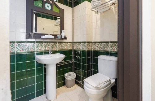 Outram Hotel | iNN at Temple St by Q Loft Newly Renovated