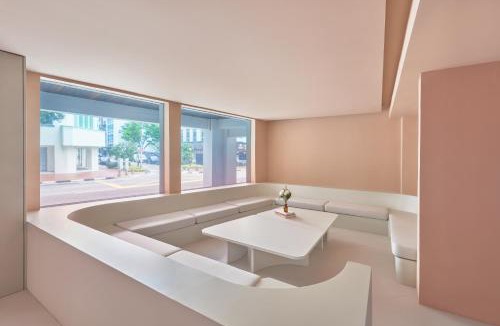Downtown Singapore Hotel | KINN Capsule - HER Space, Female Only