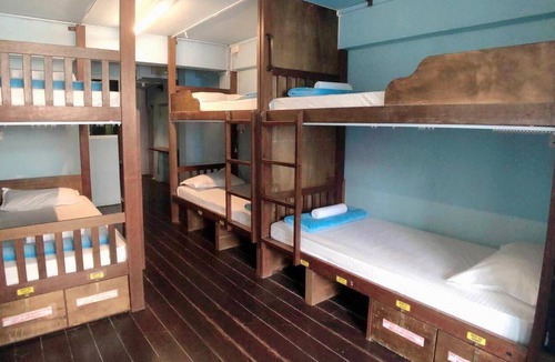 Lavender Hostel | Near Mustafa Ctr - Bed in 10-Bed Mixed Room 02