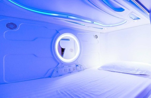 Lavender Hostel | Near Mustafa Ctr - Single Space Pod 04