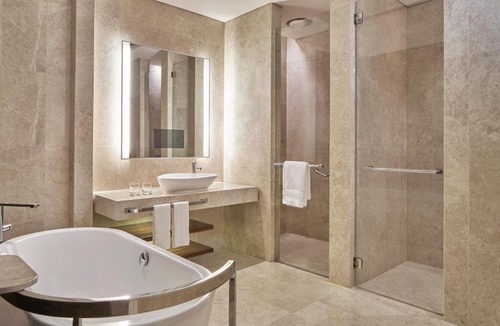 Downtown Singapore Hotel | The Westin Singapore