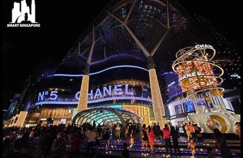 Orchard Hotel | Upscale Hotel Club King w Balcony Next to Famous Orchard Rd