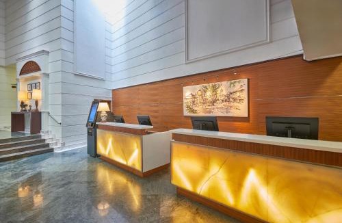 Bencoolen Hotel | Village Hotel Albert Court by Far East Hospitality
