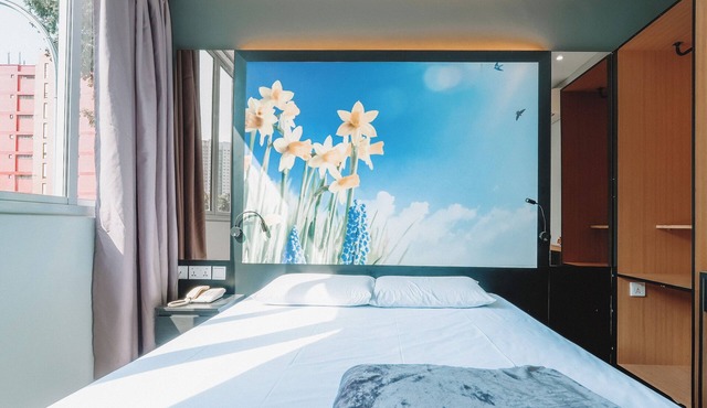 Amrise Hotel Geylang, 11Hrs Stay from 10PM to 9AM