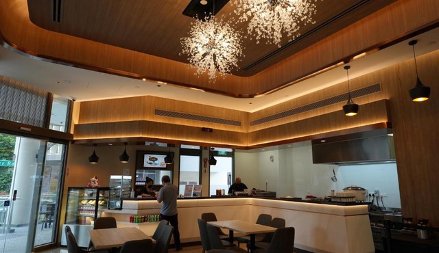 Aqueen Prestige Hotel Jalan Besar in Singapore
