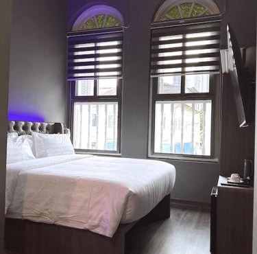 HOTEL JJH - newly opened near BUGIS
