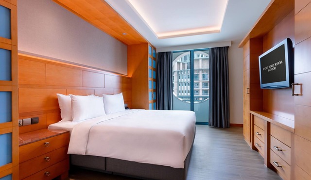 Resorts World Sentosa - Hotel Michael