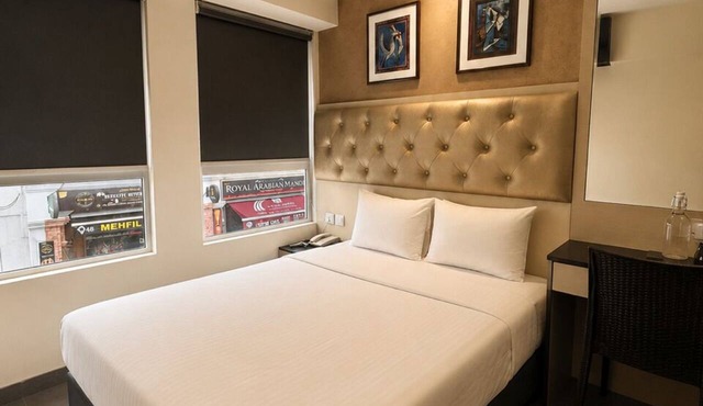 Sandpiper Hotel