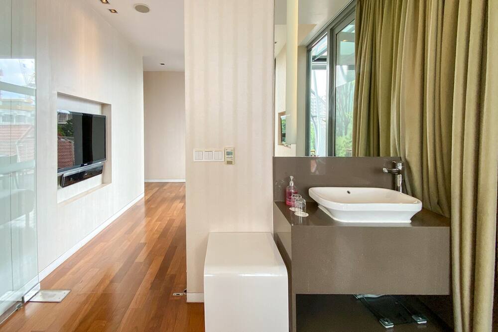 Photo of Bedroom in Balestier