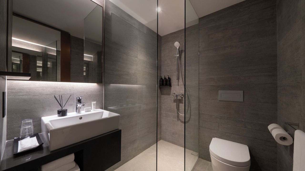 Photo of Bathroom in Colonial District
