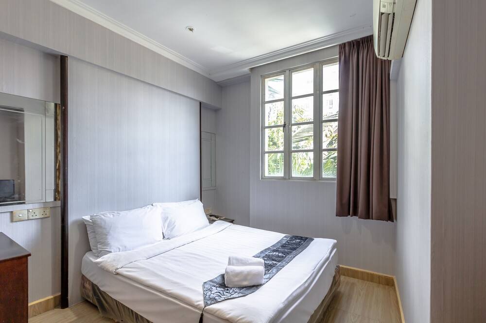 Photo of Bedroom in Kallang