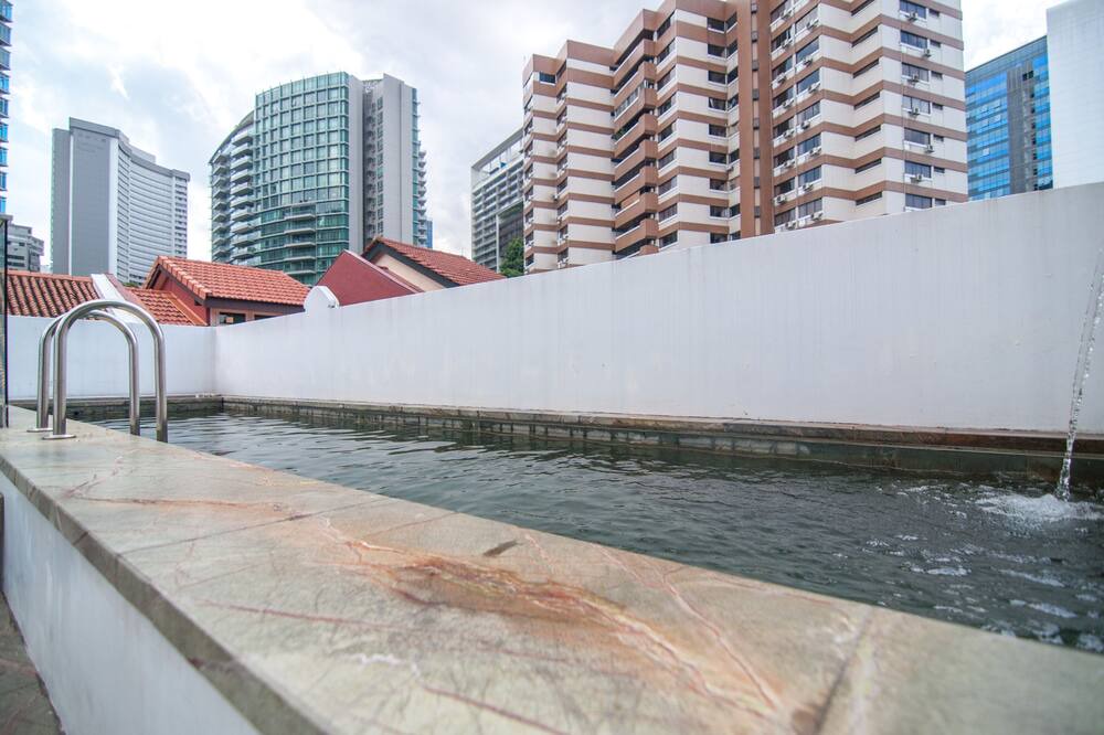 Photo of Others in Emerald Hill