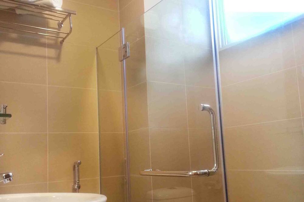 Photo of Bathroom in Orchard
