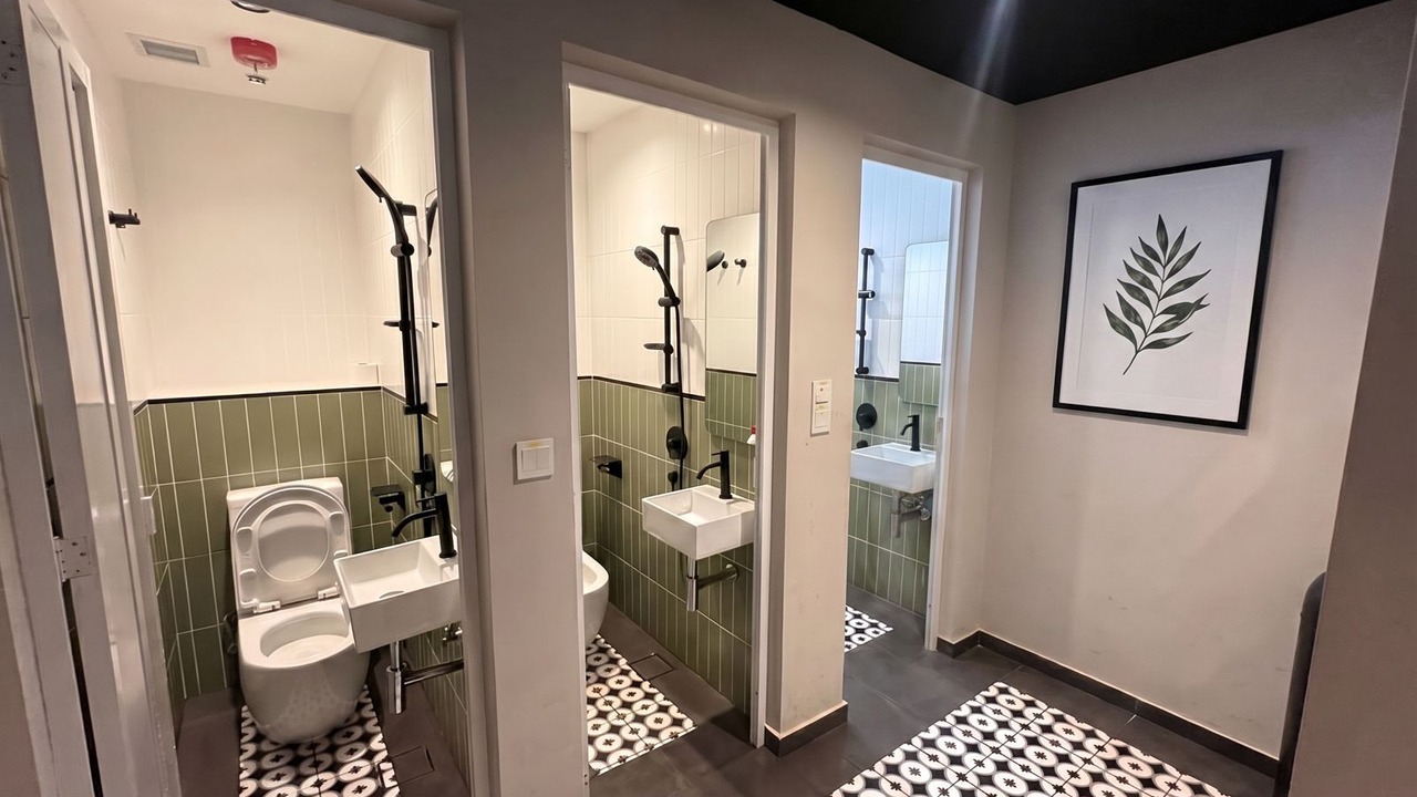 Photo of Bathroom in Downtown Singapore