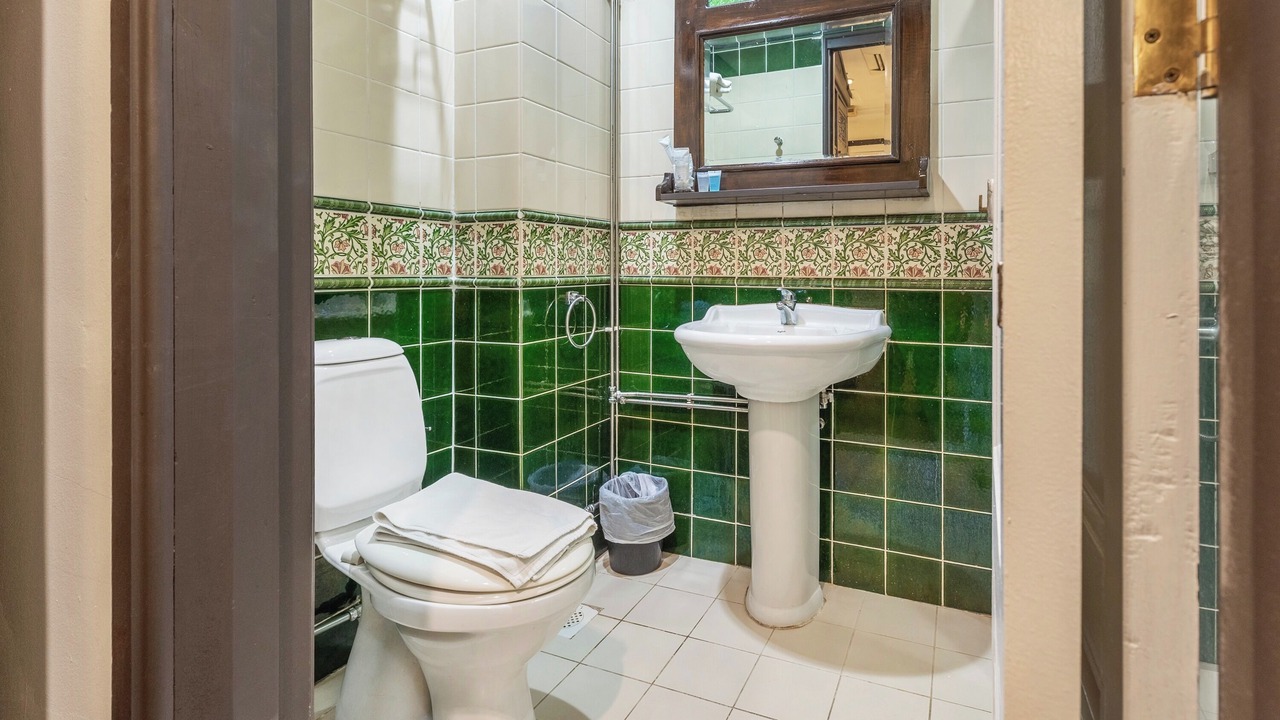 Photo of Bathroom in Outram