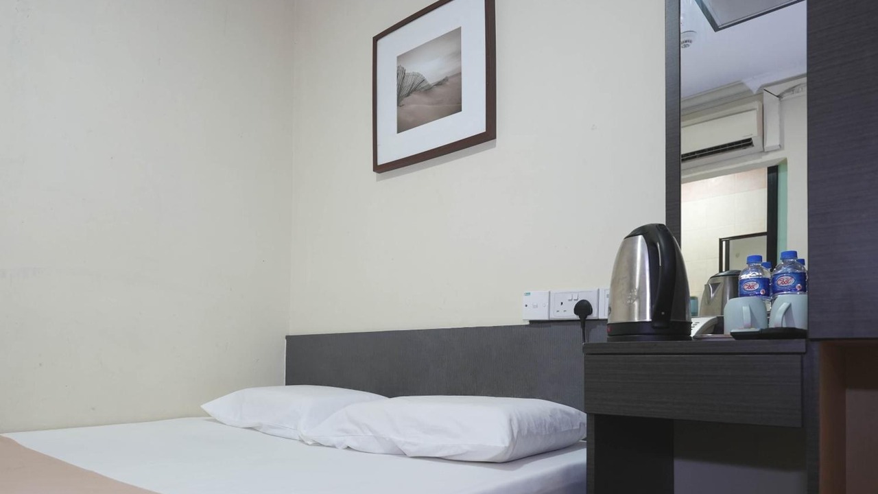 Photo of Bedroom in Geylang