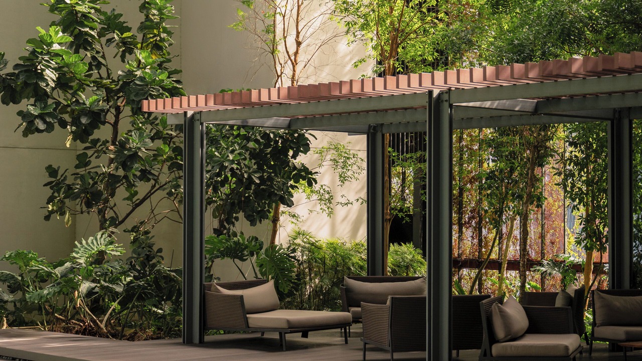 Photo of Patio Balcony in Tanjong Pagar