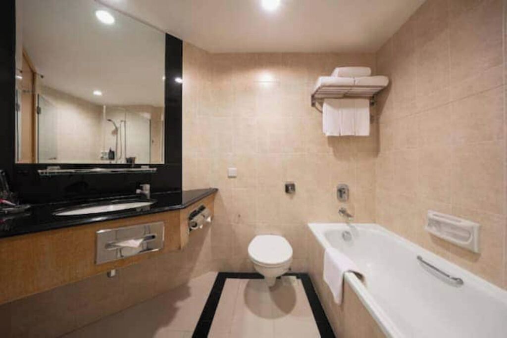Photo of Bathroom in Singapore River