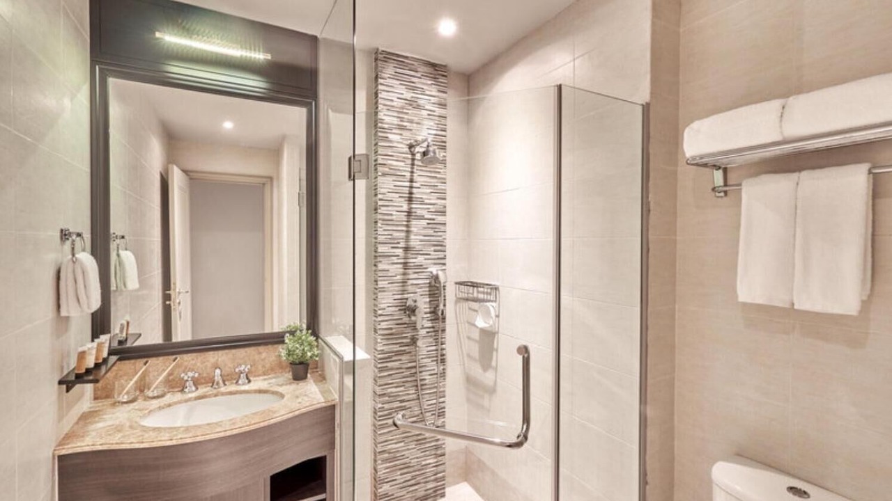 Photo of Bathroom in Dhoby Ghaut