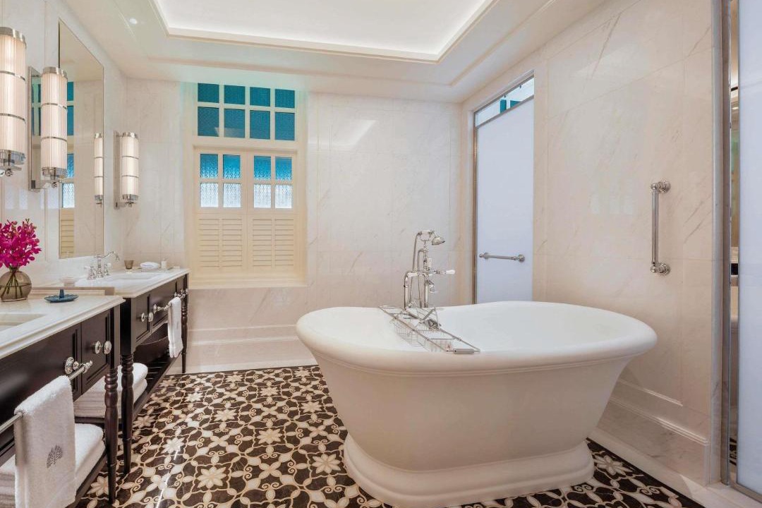 Photo of Bathroom in Colonial District