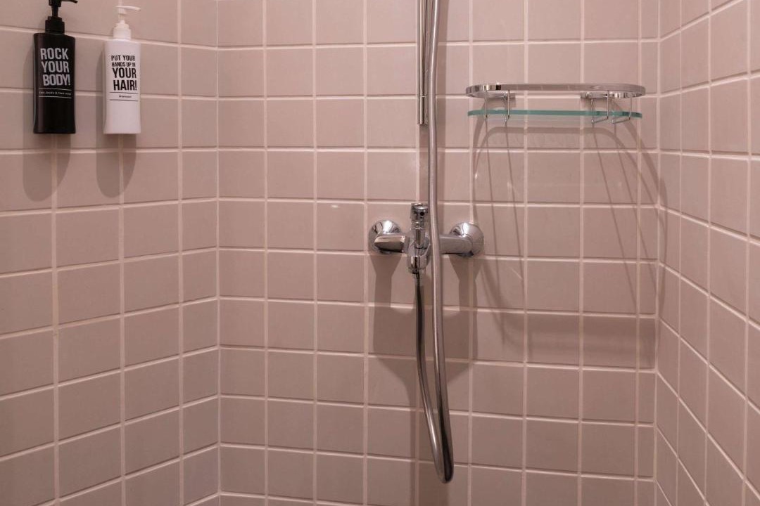 Photo of Bathroom in Bencoolen