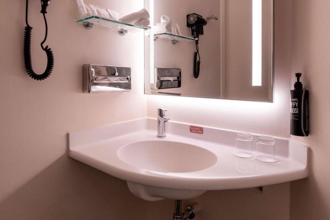 Photo of Bathroom in Bencoolen