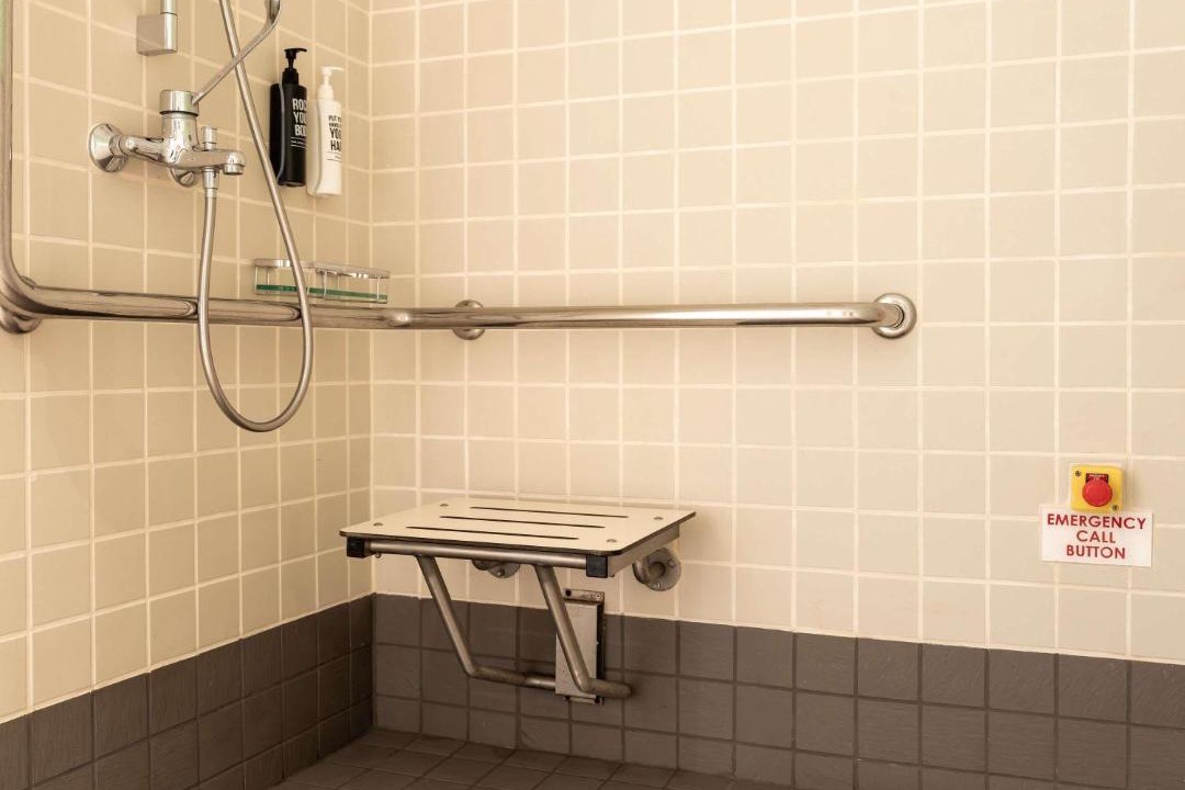 Photo of Bathroom in Bencoolen