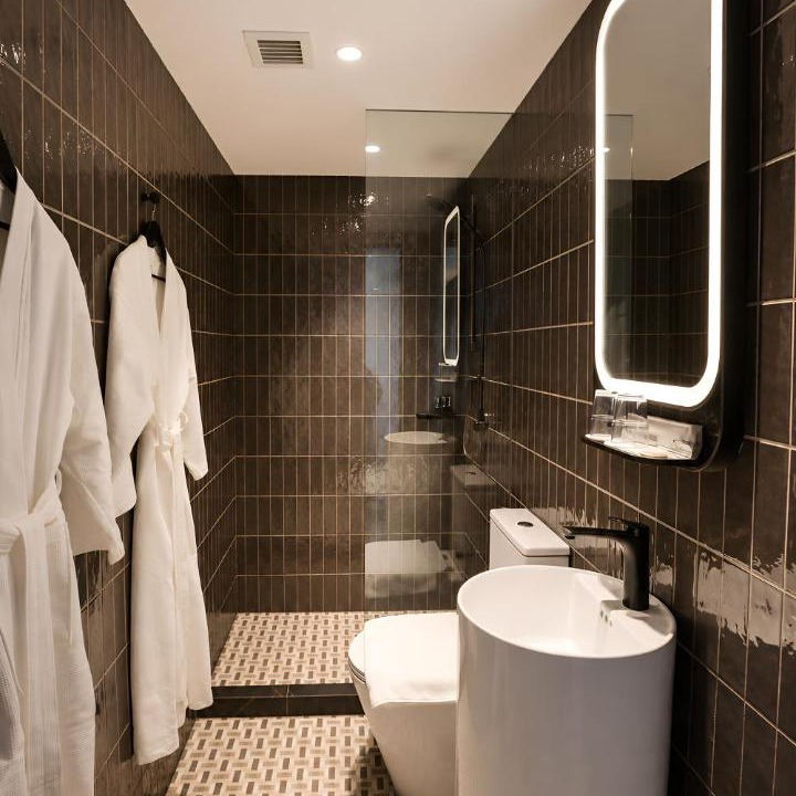 Photo of Bathroom in Singapore River