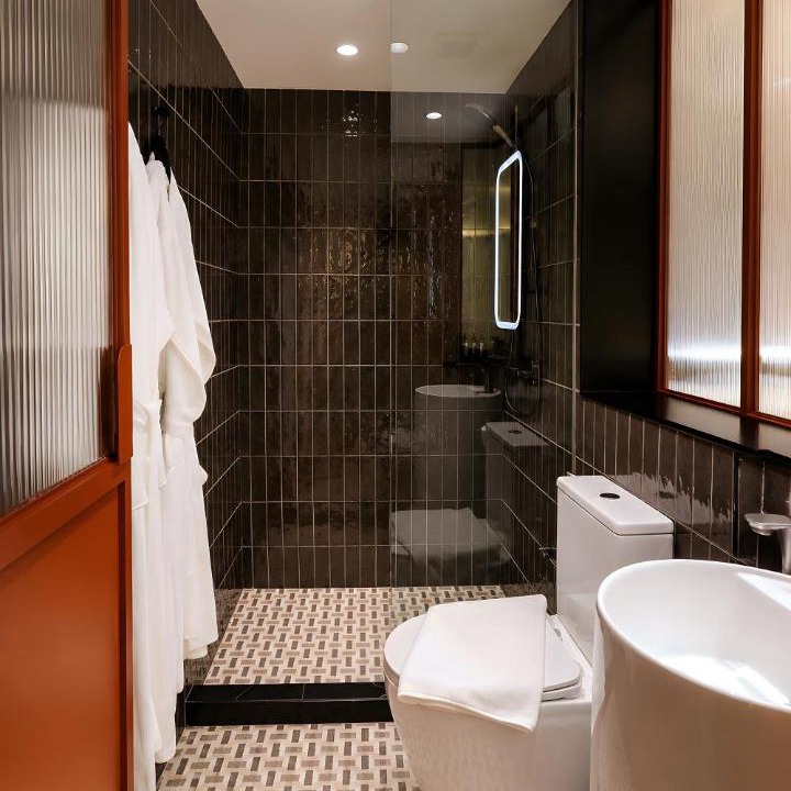 Photo of Bathroom in Singapore River