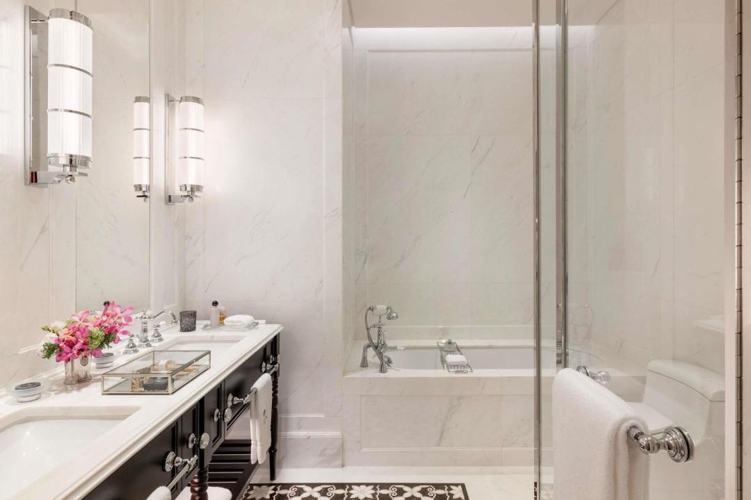 Photo of Bathroom in Colonial District