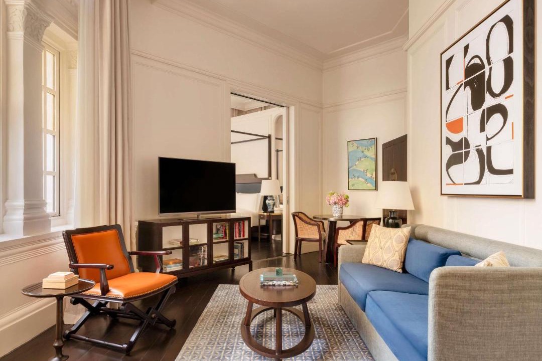 Photo of Livingroom in Colonial District
